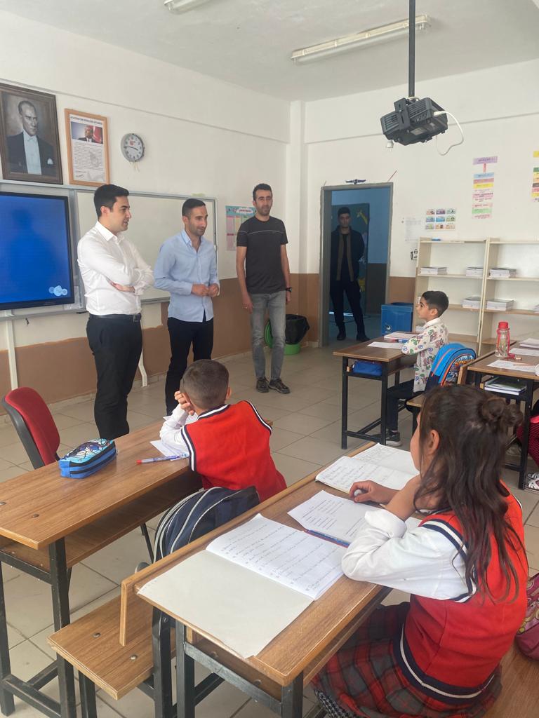 Kaymakamımız Sn. Koray ÇELİK, Selahaddin Eyyubi İlkokulunu ziyaret etti.